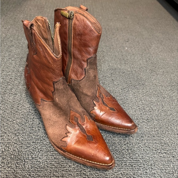 MARCO DELLI Coco Short Boot In Dusty Rose - Picture 7 of 13